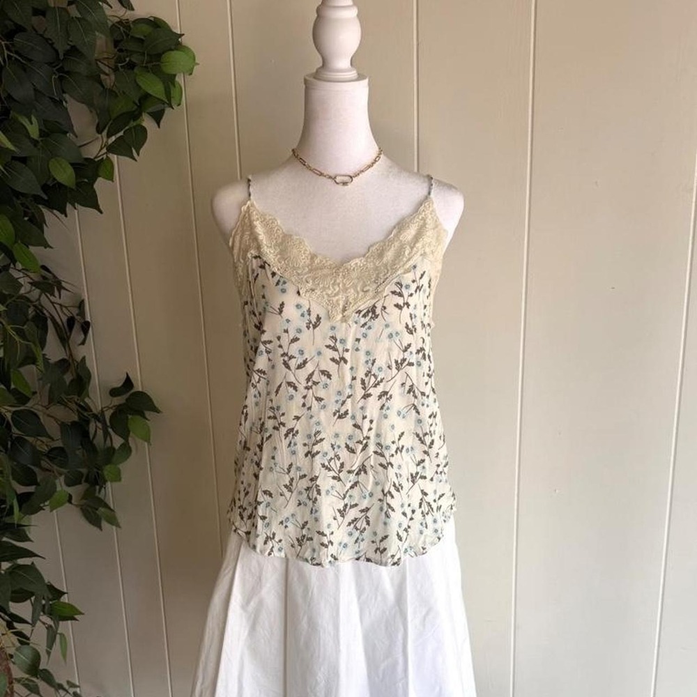 Lovestitch Cream floral Lace Cami Top Women's Size Small